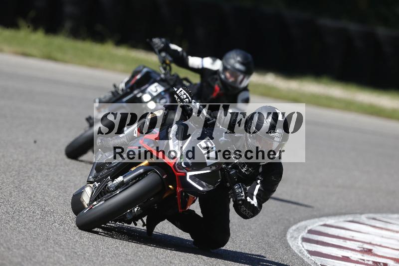 /Archiv-2025/48 25.08.2025 Cornu Master School ADR/blau-bleu/57